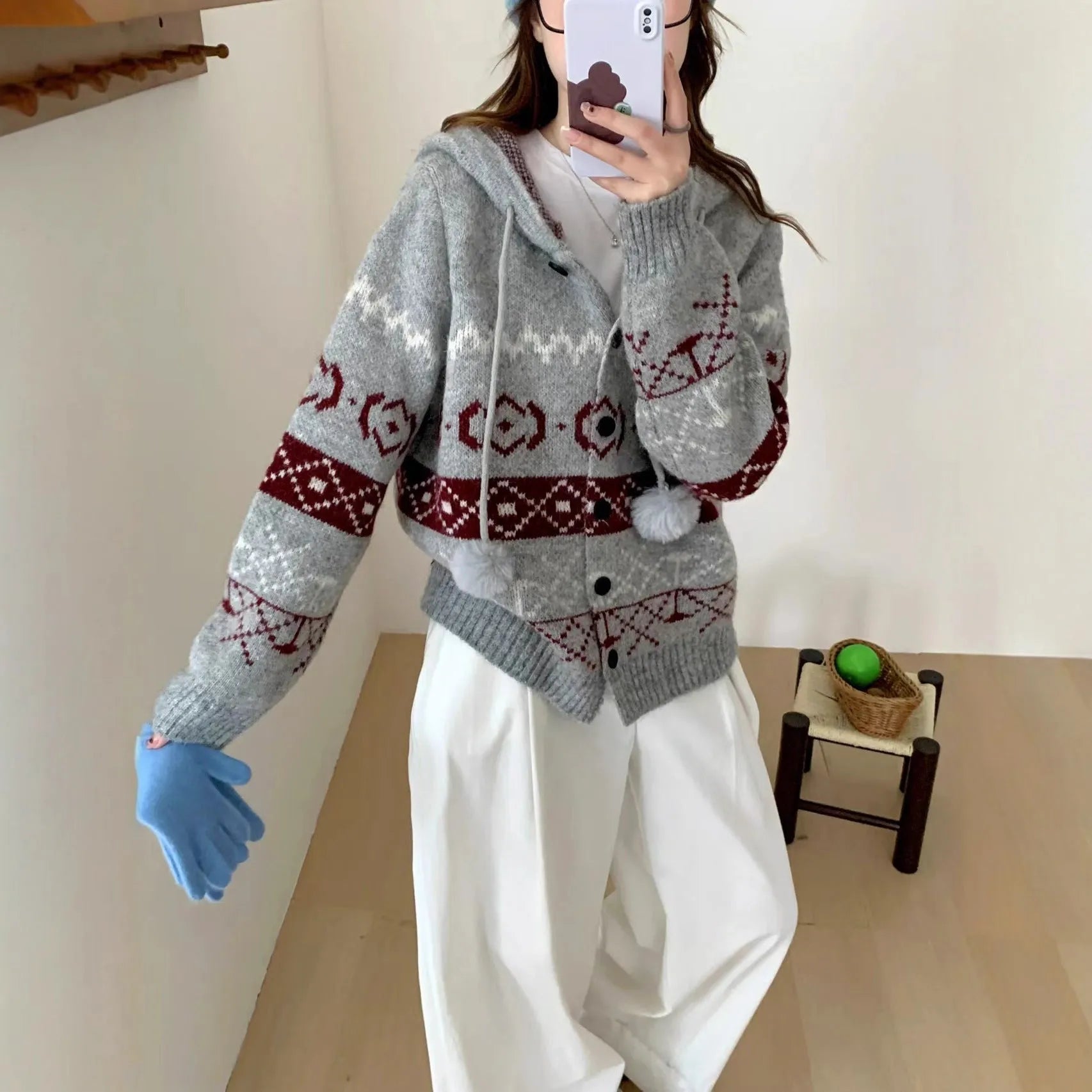 Geometric pattern brocade sweater coat for plus size women in loose fit.