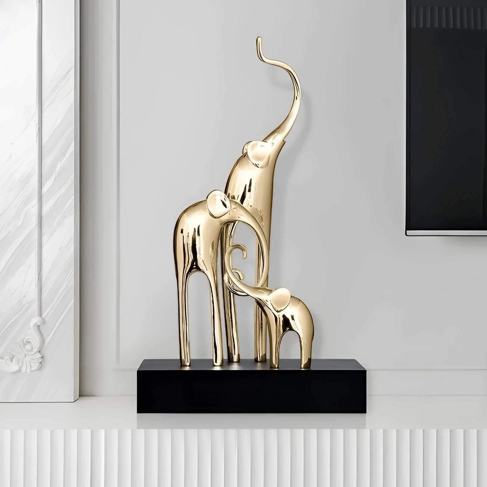 Resin elephant decorative ornament in gold, silver, rose gold, or retro colour finish