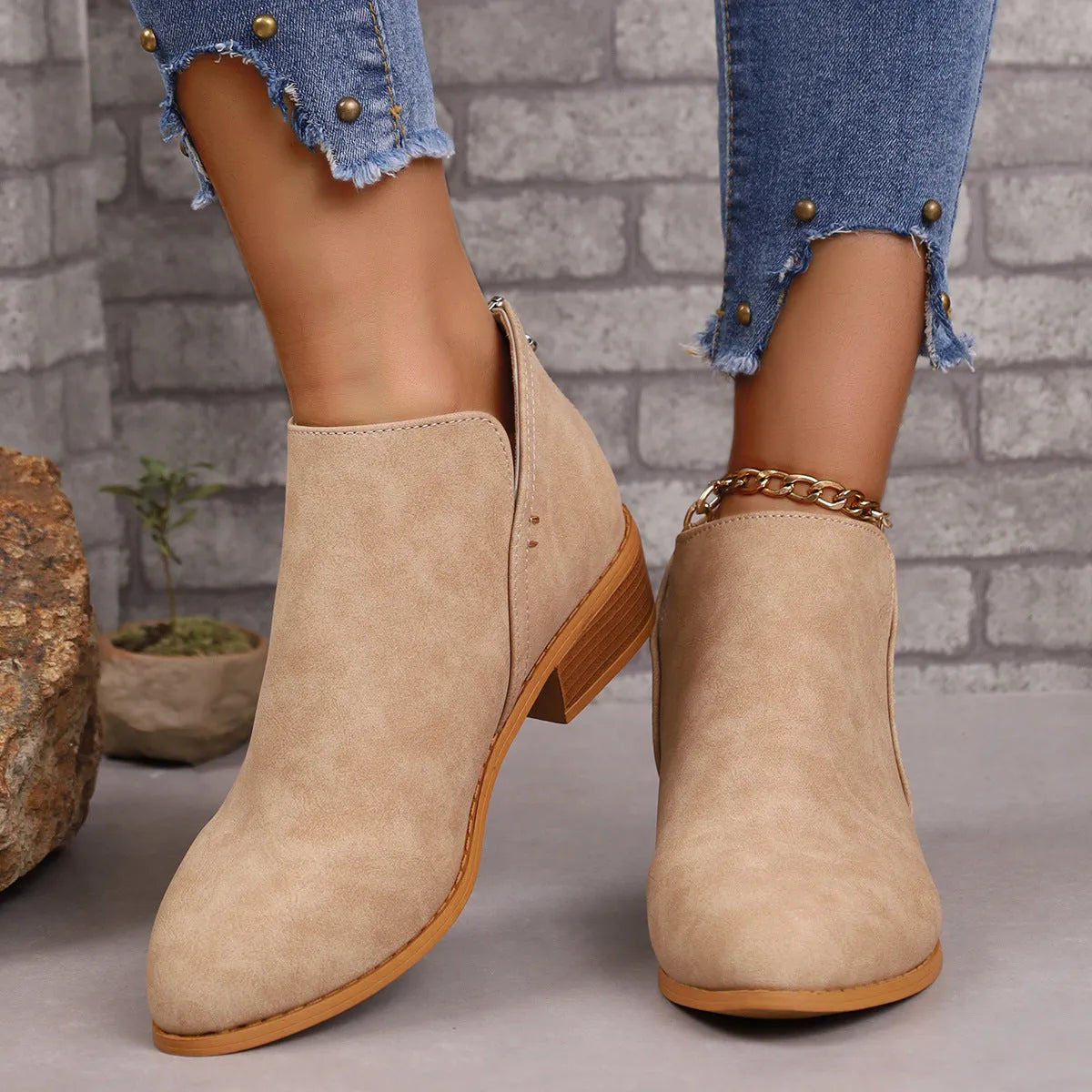 Chunky heel pointed toe ankle boots with V-cut design for women, in khaki colour, side view