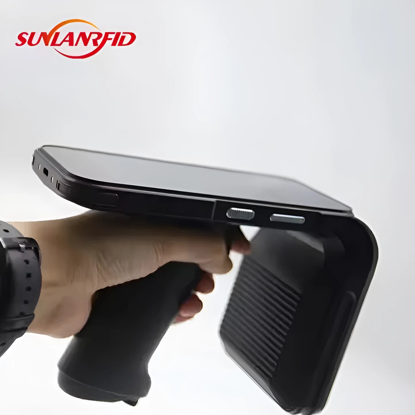 SLP-05 handheld Android UHF RFID reader scanner with touchscreen display and removable battery.