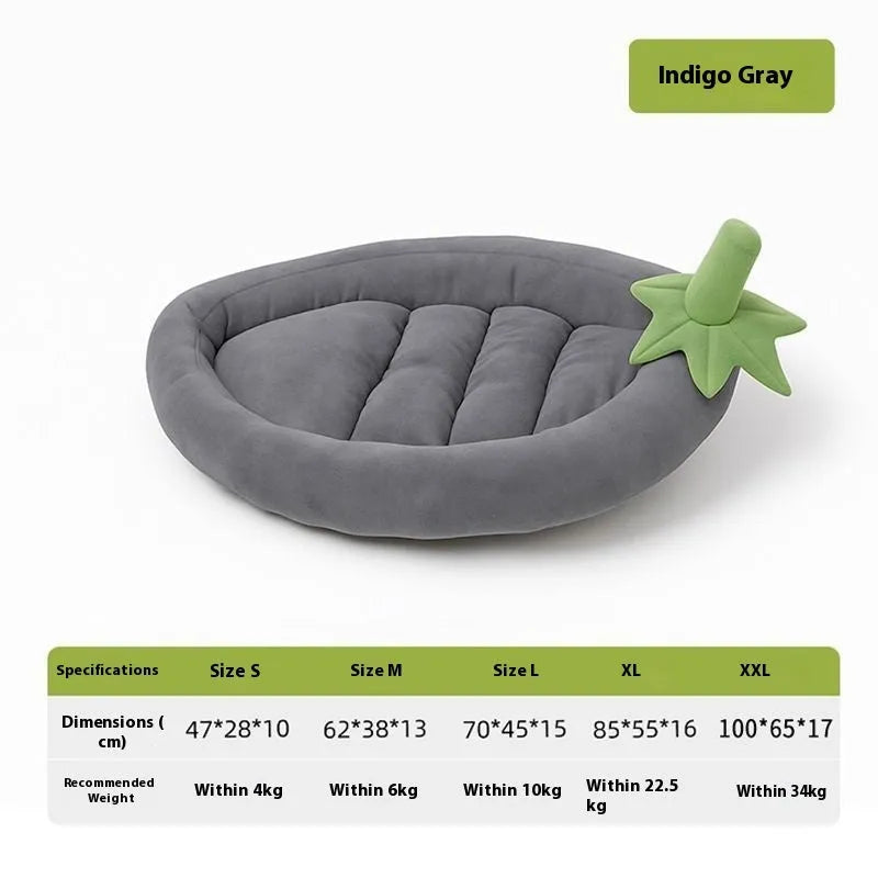 Removable washable cloth dog mat in purple, shown in a pet crate with size options S, M, L, XL, XXL.