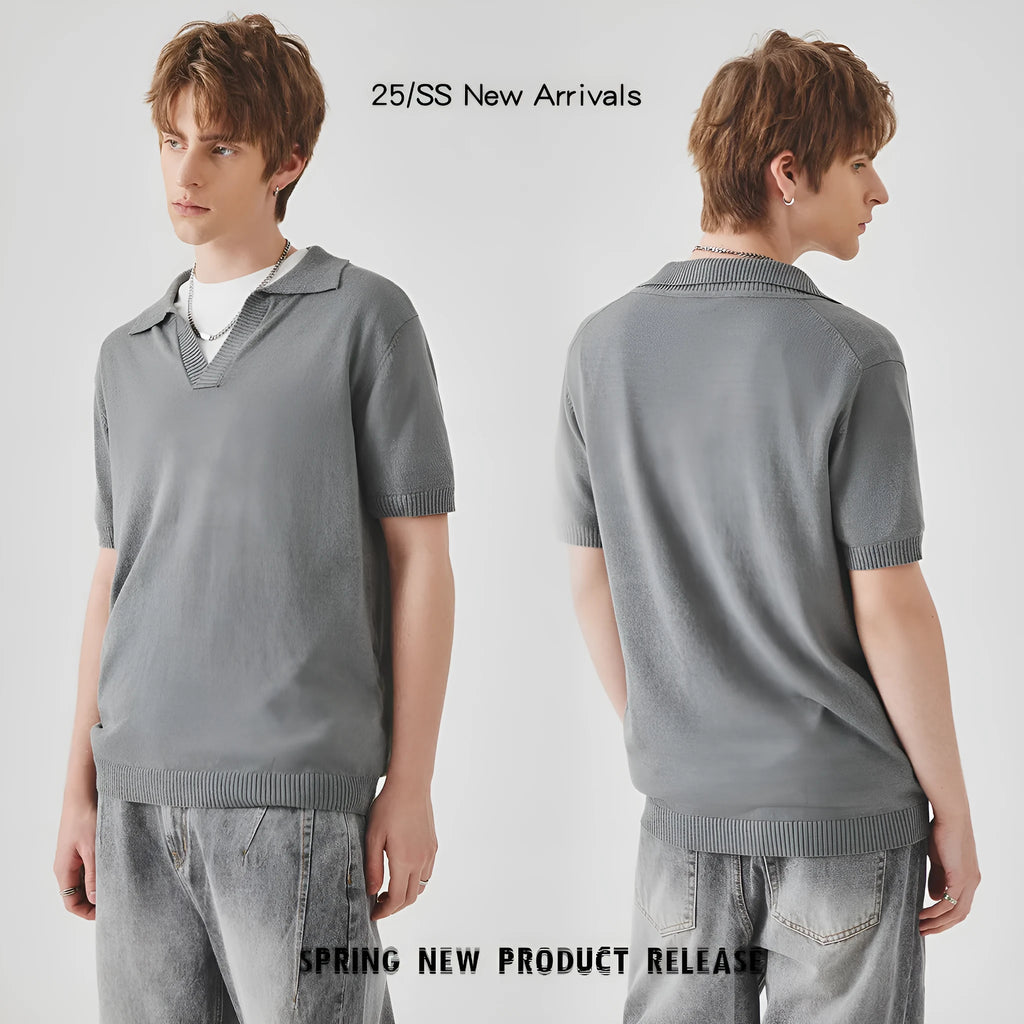 Men's short-sleeved casual polo shirt in a solid colour, showing the knitted fabric and polo collar.