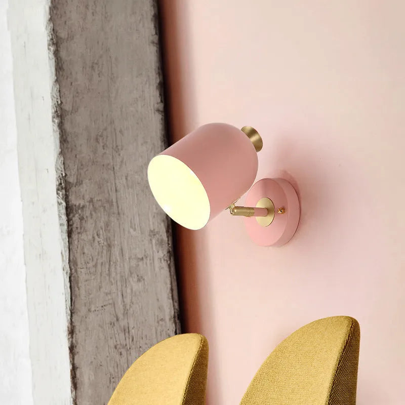 Single-head aluminium LED wall lamp with mirror front in choice of four colours