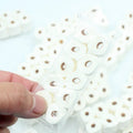 Miniature simulated toilet paper roll toy model for dollhouses, made of paper.