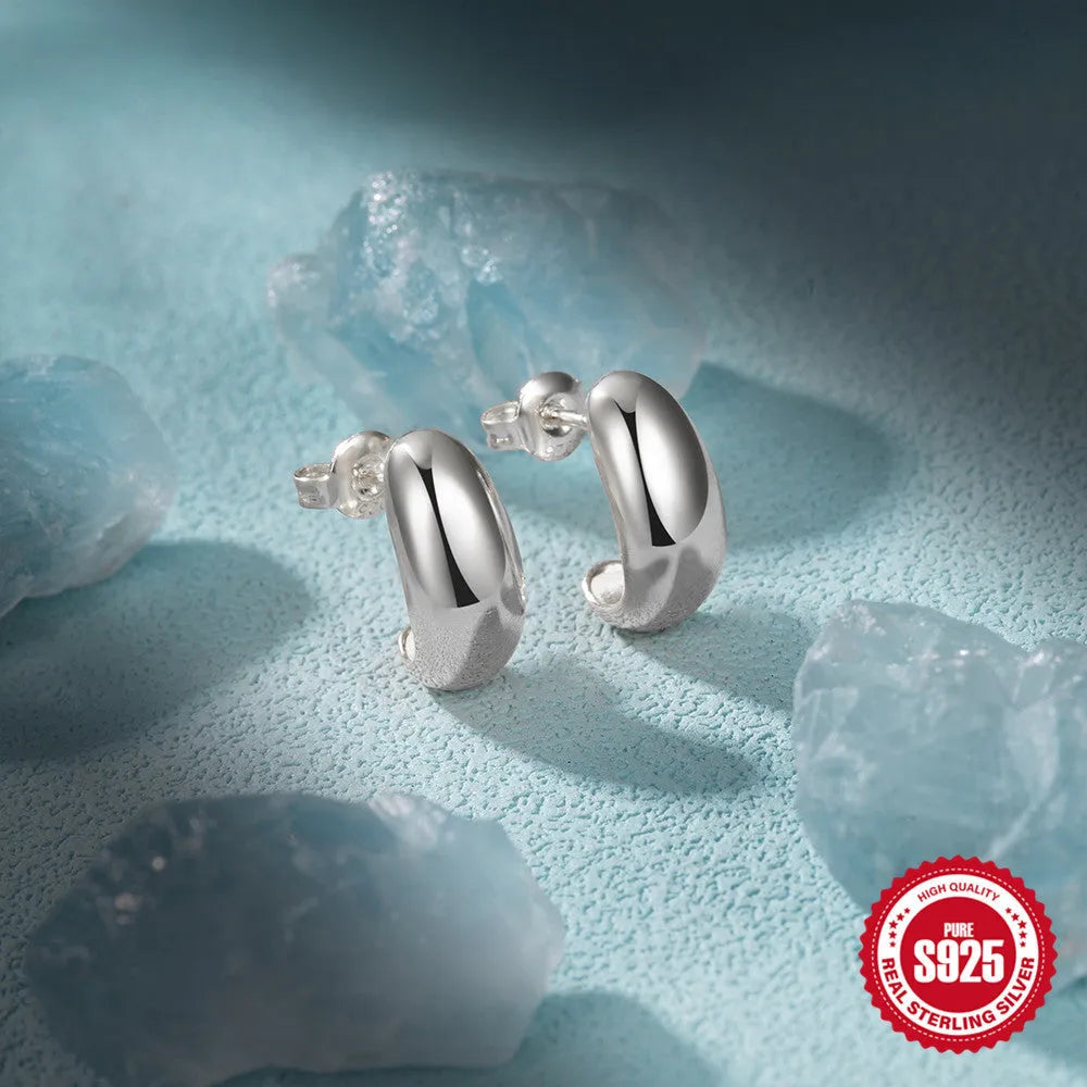 925 sterling silver C-shaped stud earring with electroplated glossy gold finish geometric ringstud design