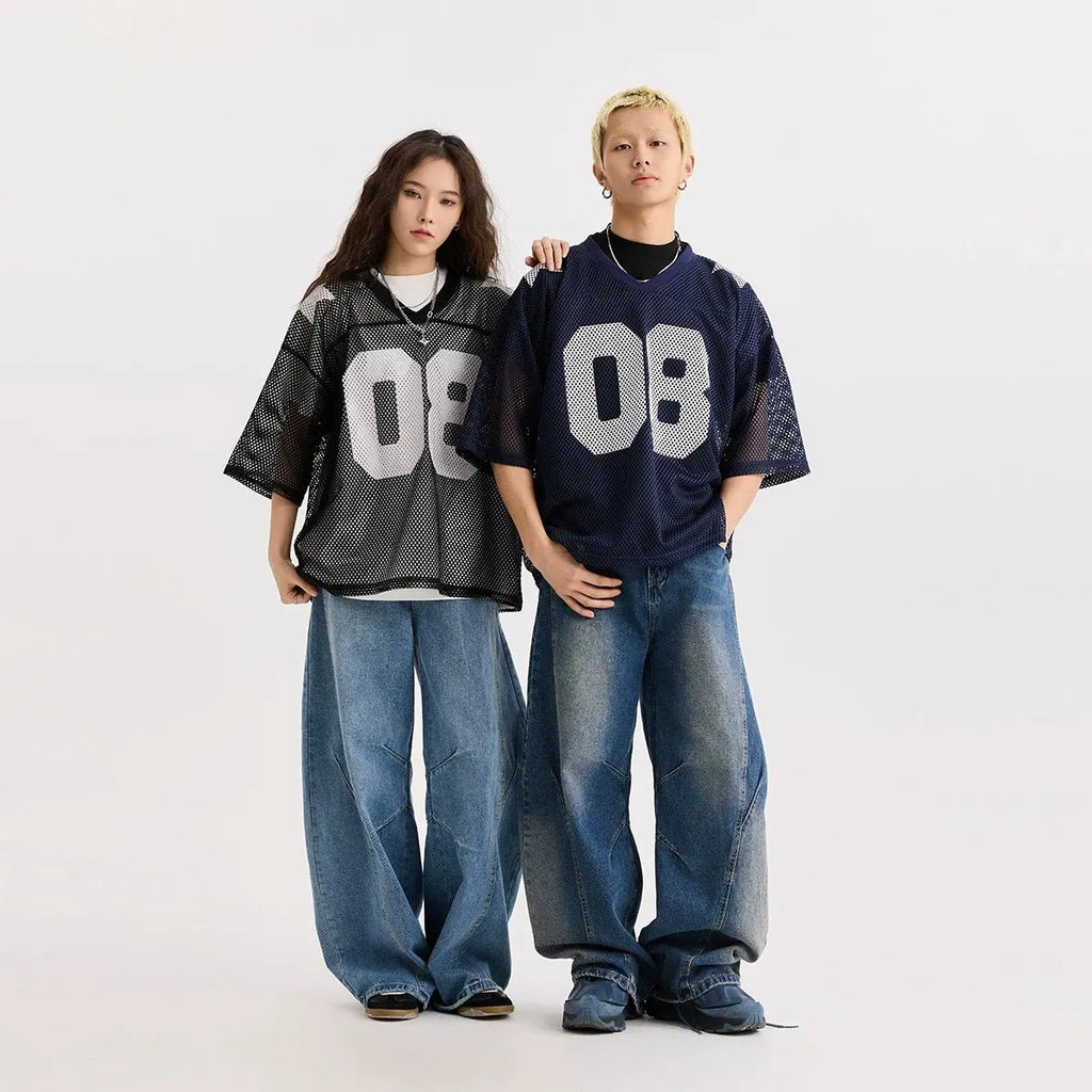 Loose fit black half sleeve t-shirt with printed letters, short sleeve pullover style