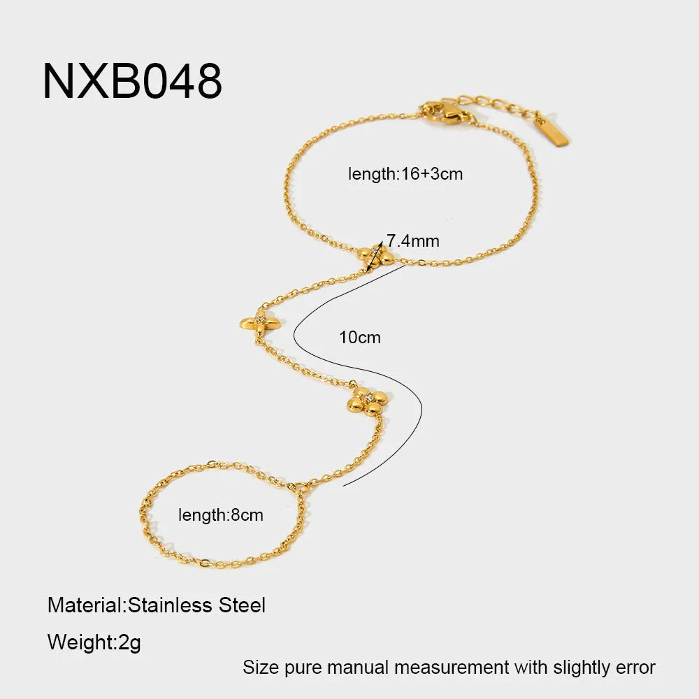 Gold-colour stainless steel women's bracelet with geometric flower and eight-pointed star design