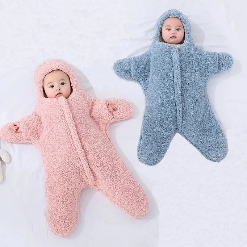 Baby starfish lamb velvet sleeping bag in pink colour with hood and zip opening