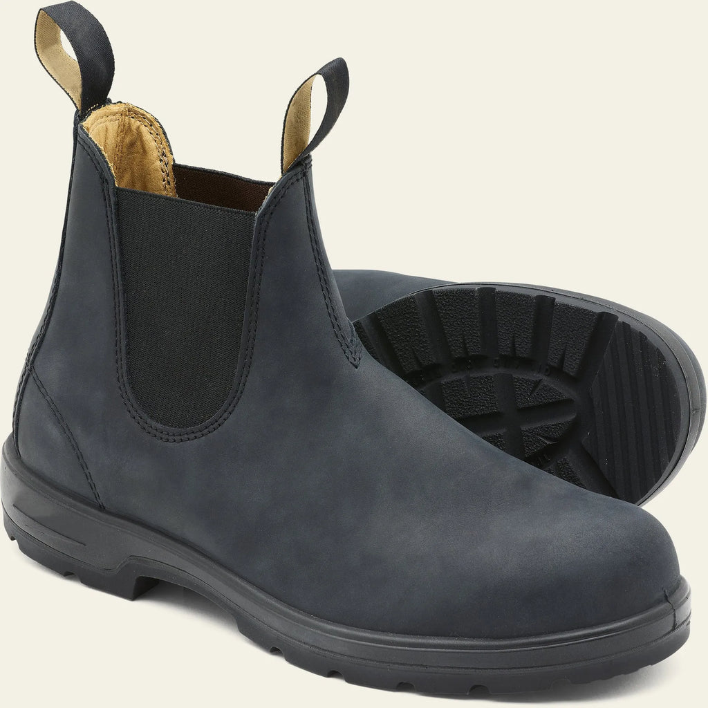 Vintage-style unisex Chelsea boots in artificial PU leather with a beef tendon sole.