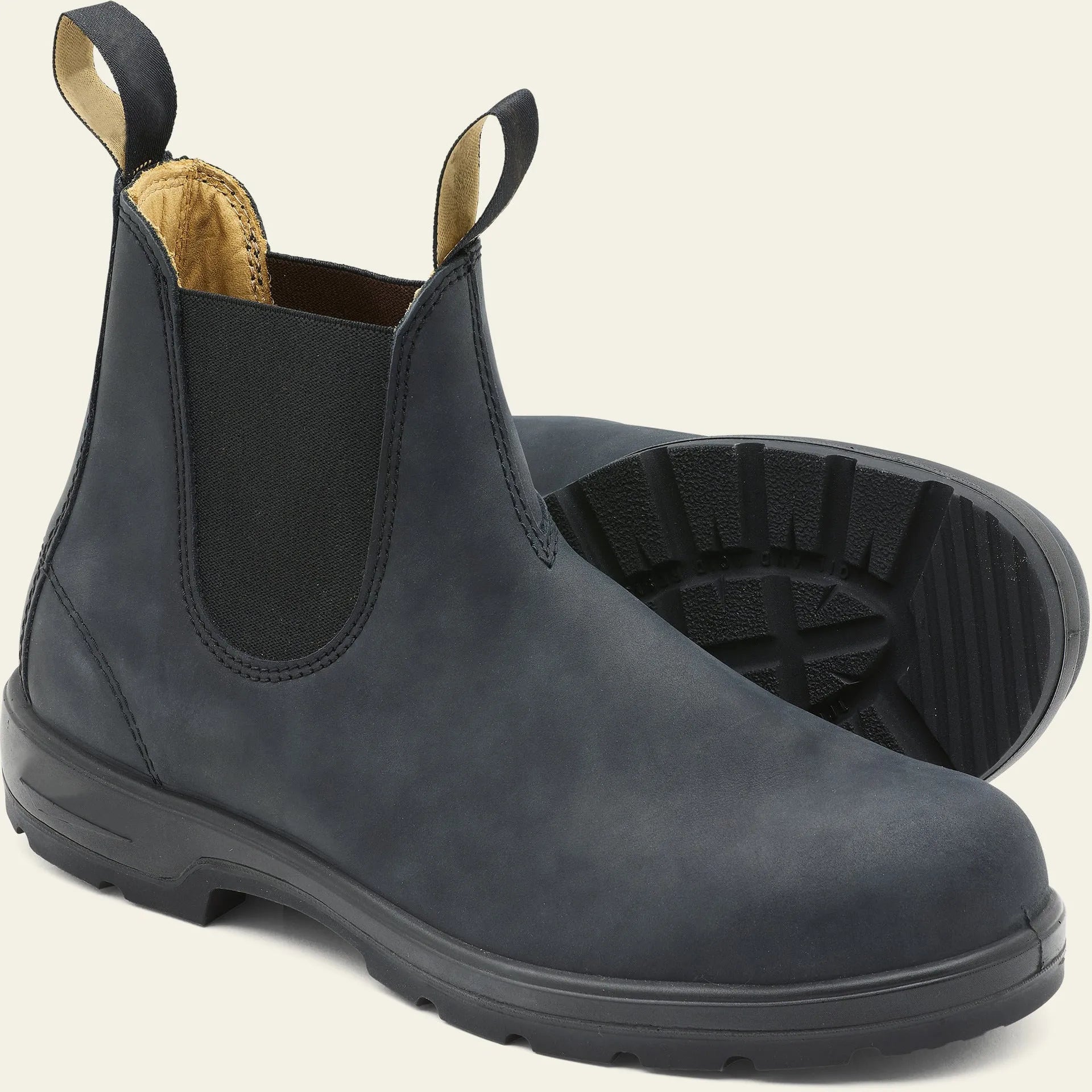 Vintage-style unisex Chelsea boots in artificial PU leather with a beef tendon sole.