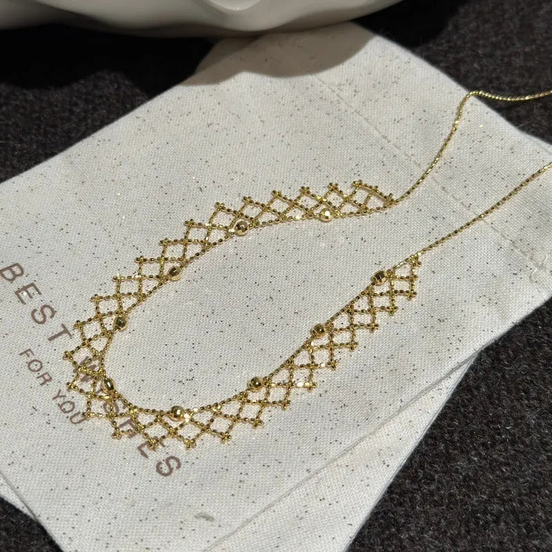 925 silver irregular geometric pendant necklace with electroplated finish on display