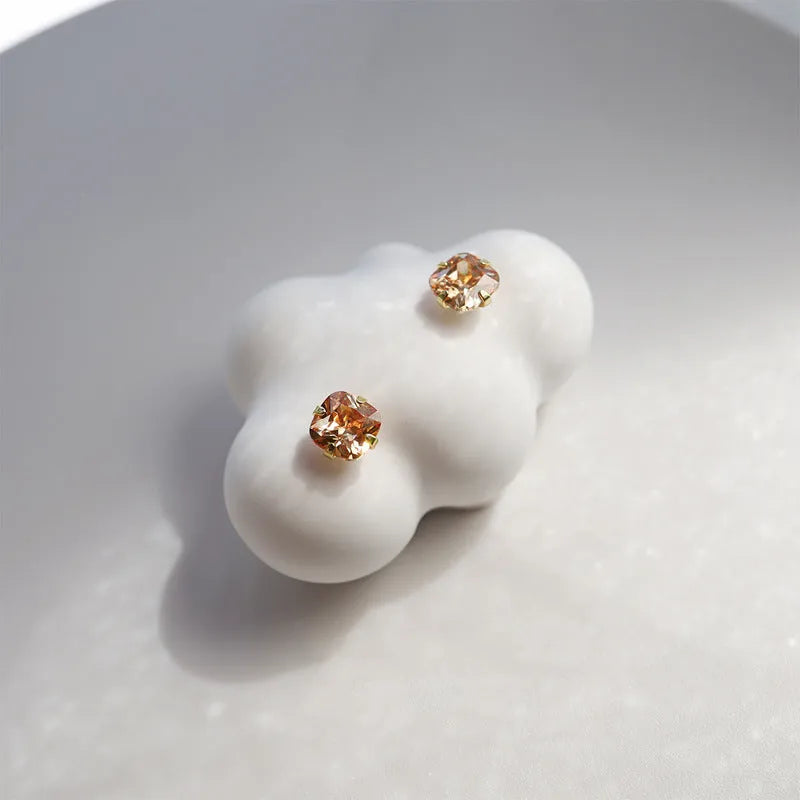 Citrine gemstone 925 sterling silver stud earrings with geometric cube sugar cut in champagne diamond gold colour